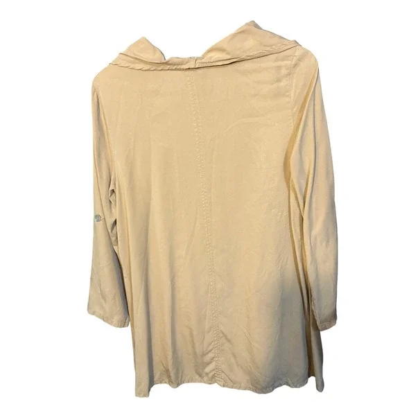 Ali Miles Cowl Neck Tunic Top Tan Beige Roll Tab Sleeve Front Pockets Small - Picture 2 of 3